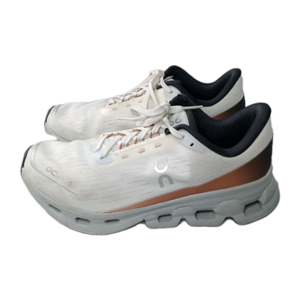 On running Cloudspark Shoes Women's Size 7 Sneakers - Picture 2 of 9